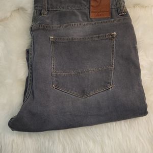 Tommy Bahama 38x30 Gray Sand Drift